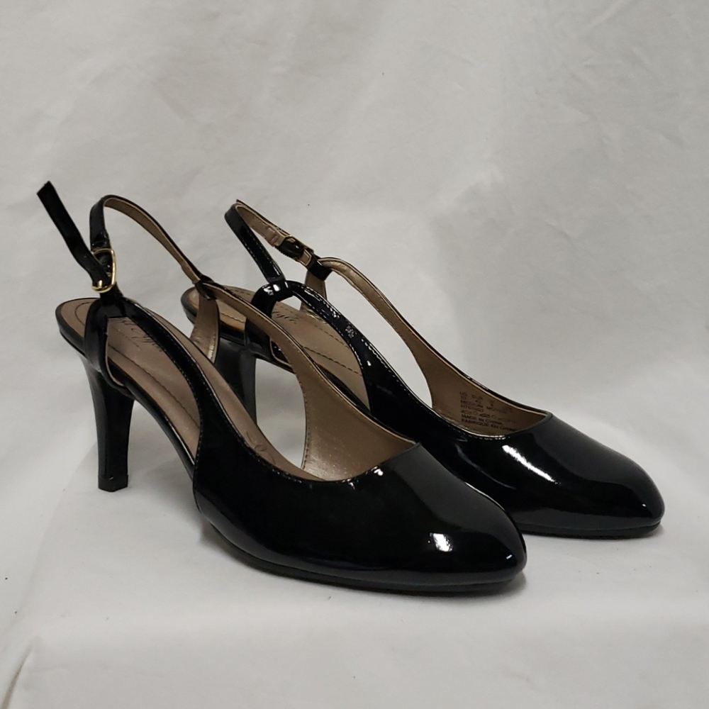 Soft Style Black heels